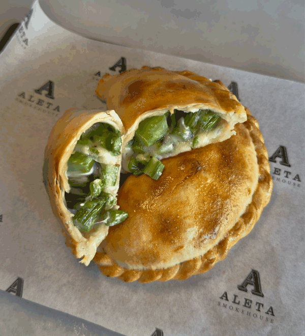 6 adet Empanada Kuşkonmaz Keçi peyniri & Mozzarella
